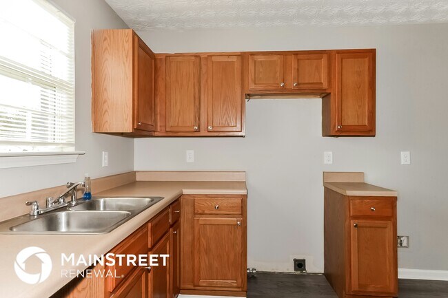 Building Photo - 606 Dove Cove