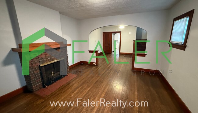 Foto del edificio - 1725-1727 Brookline