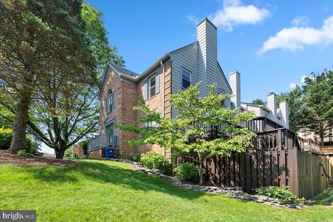 Foto del edificio - 4527 Sawgrass Ct