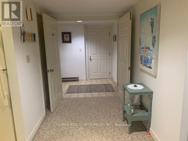 Photo du bâtiment - 1711 Grandview Hilltop Dr
