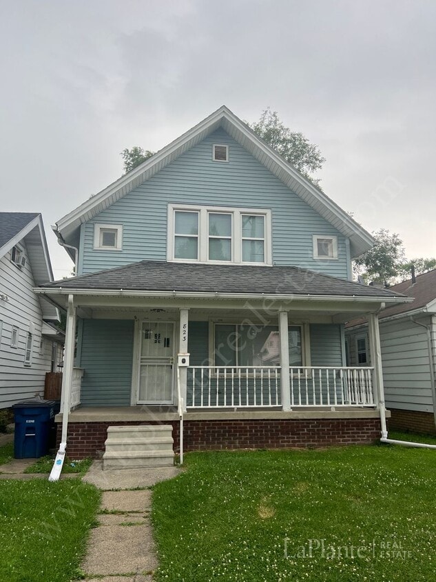 Primary Photo - Introducing a charming 3 bedroom home for ...