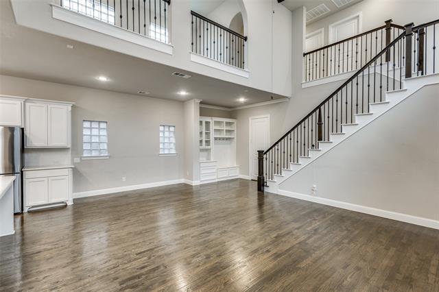 Building Photo - 7304 Van Tuyl Pkwy