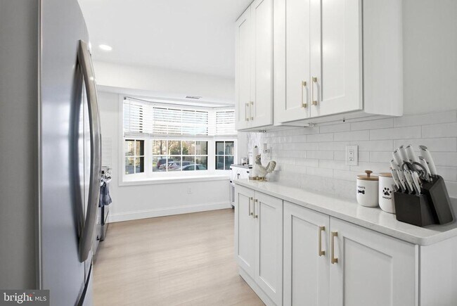 Building Photo - 6449 Birch Leaf Ct