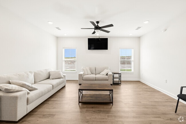 Casa club - Grove Park South