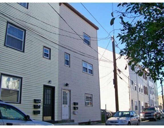 Foto del edificio - 13 Murray Ct