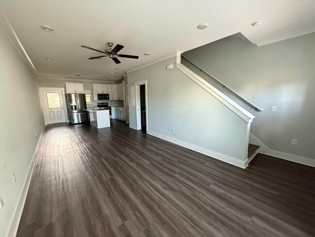 Foto del edificio - 328 N Sand Palm Rd
