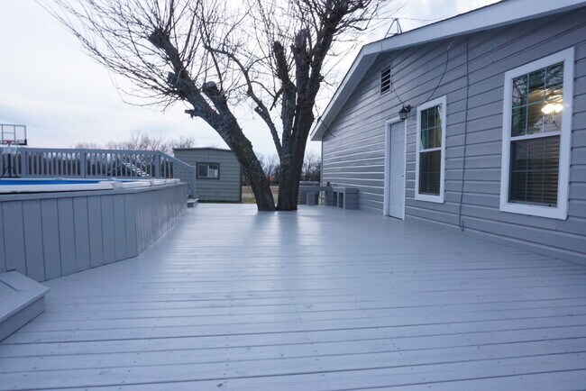 Building Photo - 8918 FM148