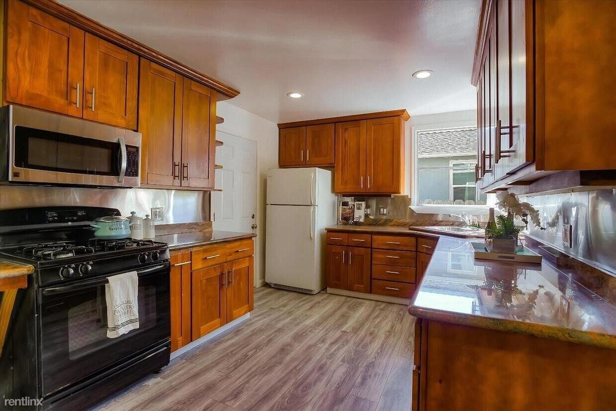 Foto principal - 1167 17th Ave