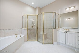 Building Photo - 8449 Mallards Way