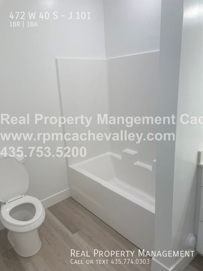 Building Photo - 472 W 40 S