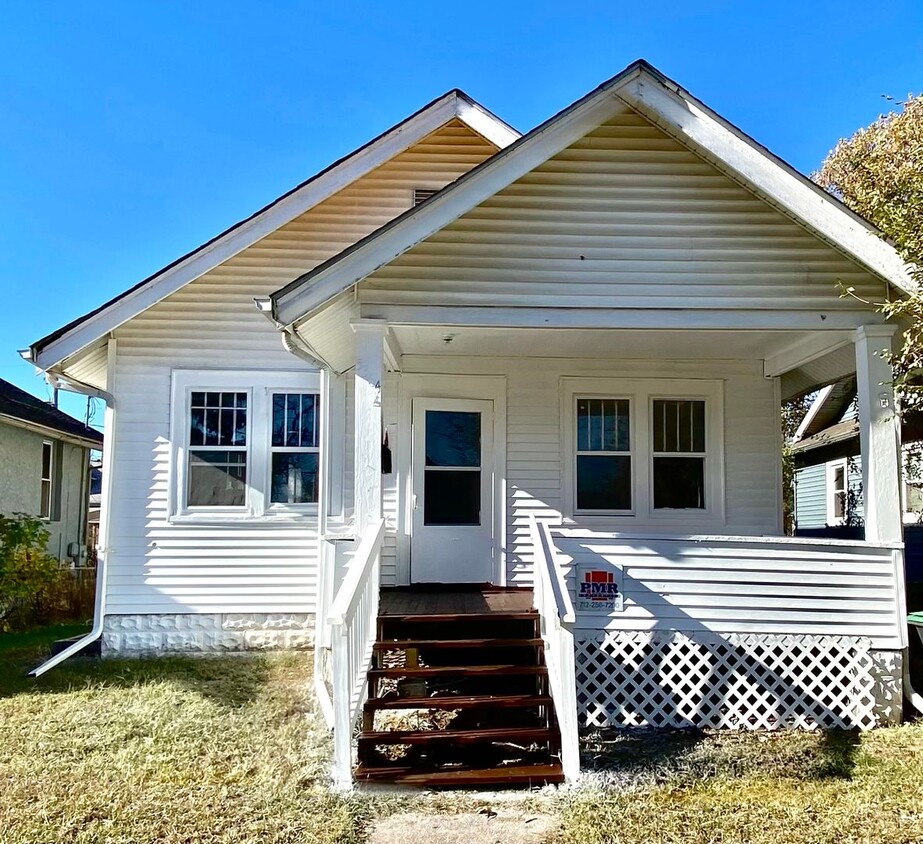 Primary Photo - Charming 4Bed/1Bath Home