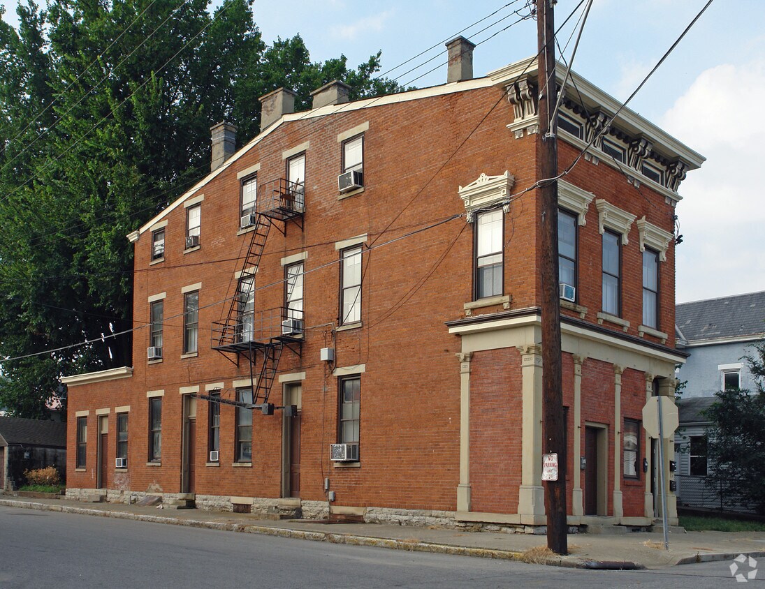 101 Ash St, Ludlow, KY 41016 Apartments at 101 Ash St Ludlow, KY