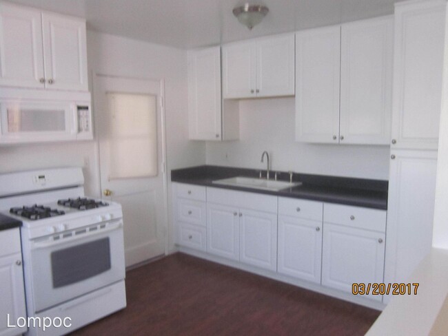 Building Photo - 2 br, 1 bath House - 711 North First Stree...