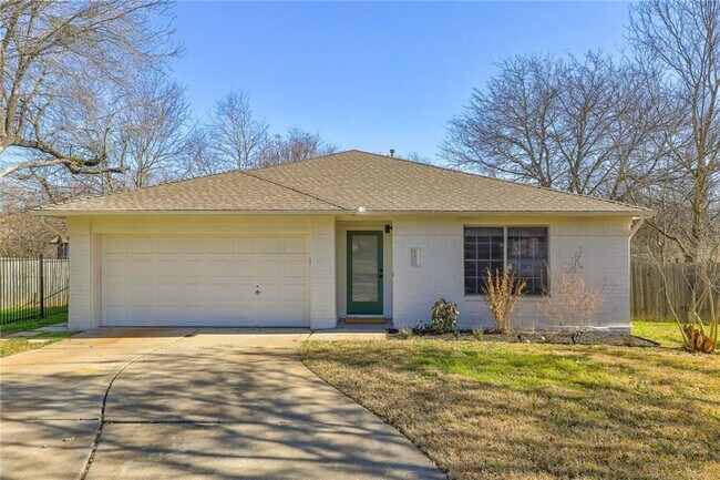Foto del edificio - 5802 Walnut Hollow Cove