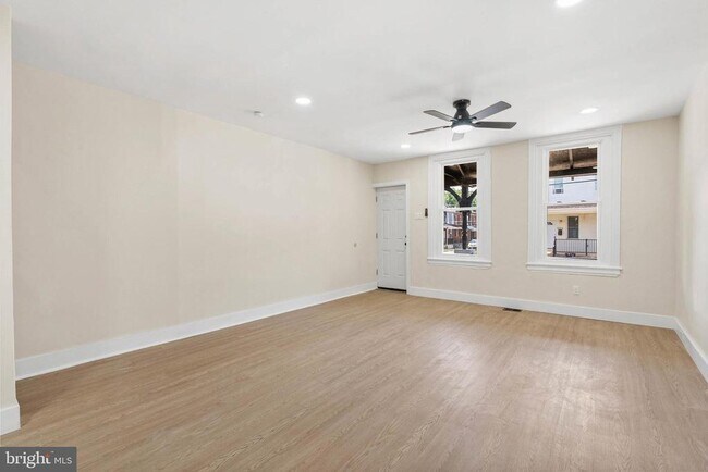 Foto del edificio - 1221 N 50th St