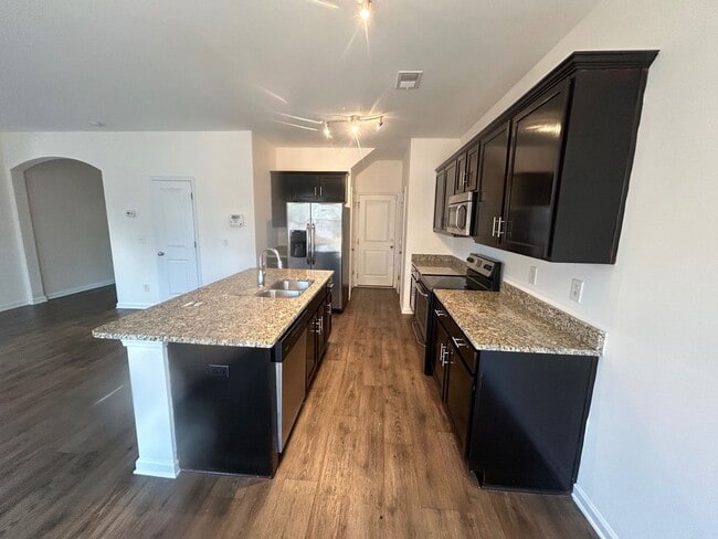 Building Photo - 336 Eagle Feather Loop