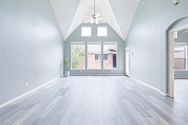 Foto del edificio - 17811 Skyline Arbor Terrace