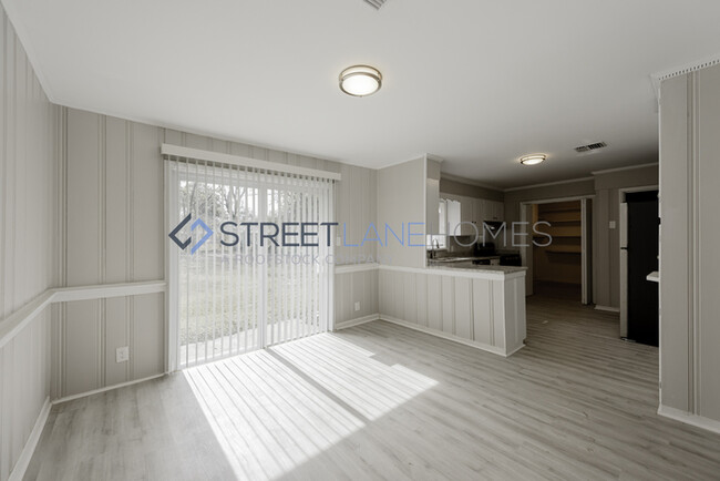 Building Photo - NOW OFFERING HALF OFF THE FIRST FULL MONTH...