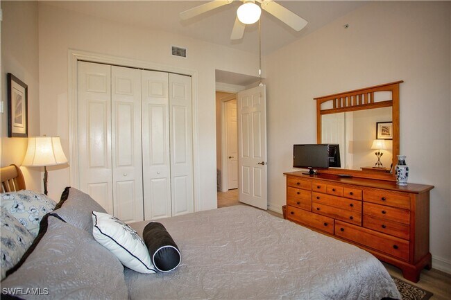 Foto del edificio - 825 Bentwater Cir