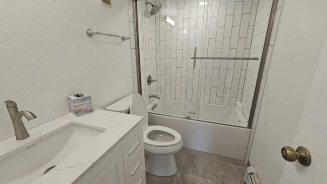 Foto del edificio - 4200 Lodgepole Cir