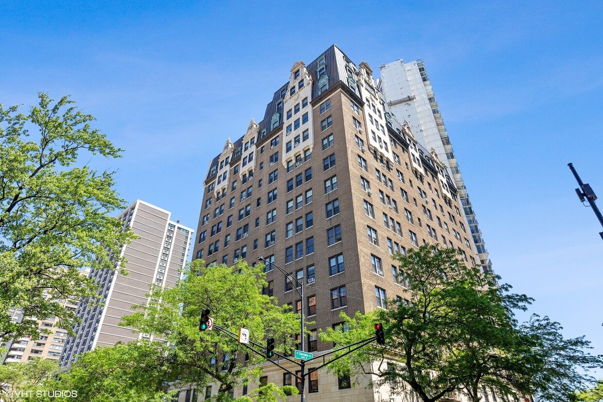 6101 N Sheridan Rd Unit 5B, Chicago, IL 60660 Condo for Rent in