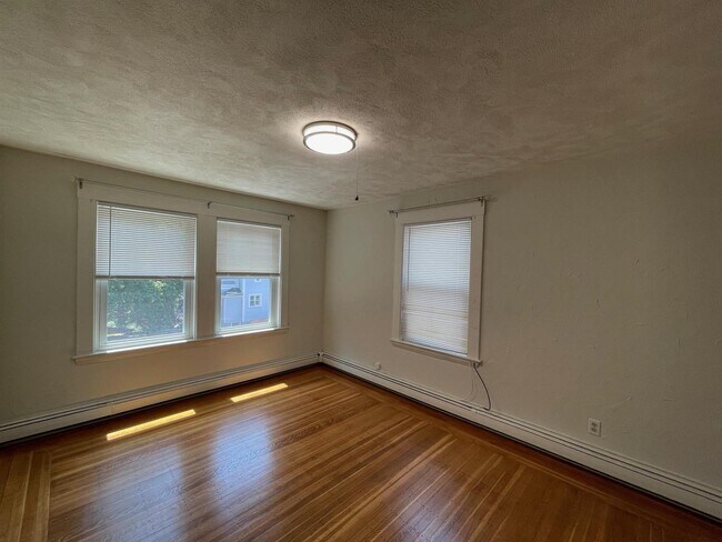 Foto del edificio - 206 W Emerson St