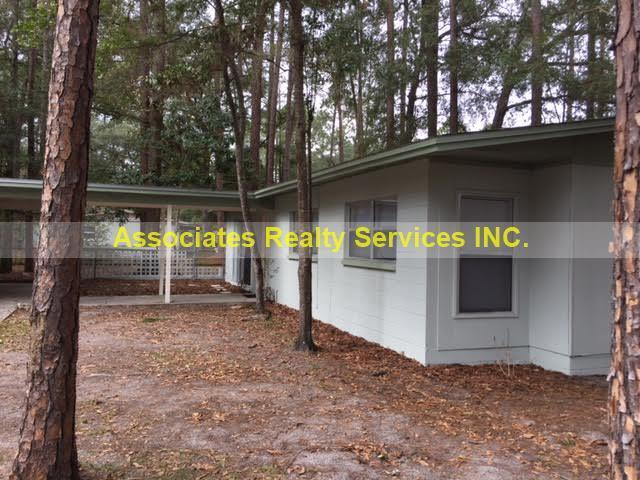 Building Photo - SUBLEASE- Spacious 3 bedroom in Carol Esta...