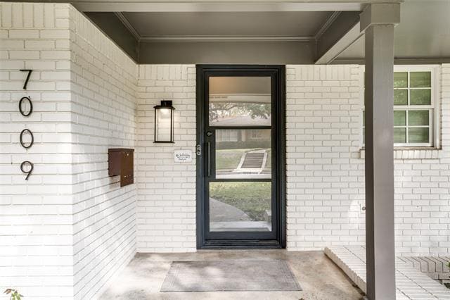 Building Photo - 7009 Eudora Dr