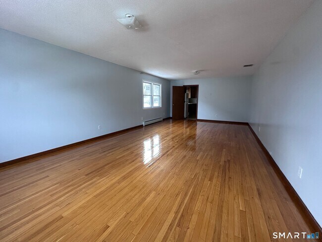 Building Photo - 61 Newbury St