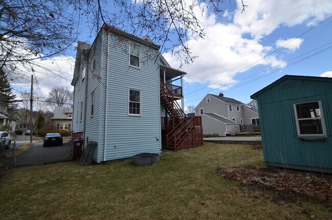 Foto del edificio - 24 Otis St