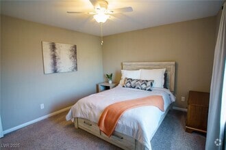 Building Photo - 10567 Copperas Cove Ave