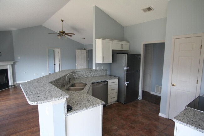 Building Photo - 5707 Antler Trail