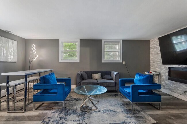 Foto del edificio - 2103 Pond St