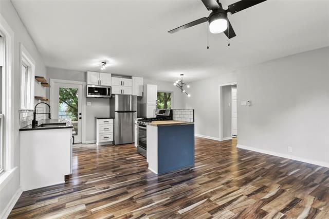 Building Photo - 8703 Santa Clara Dr