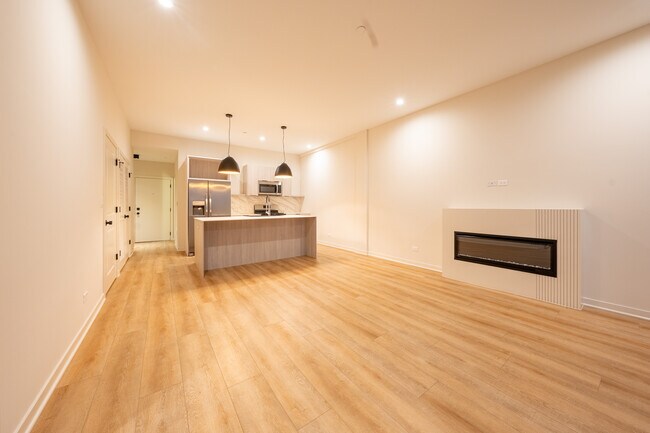 Foto del edificio - 3207 N Narragansett Ave