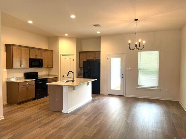 Foto del edificio - 35657 Woodland Ridge Dr