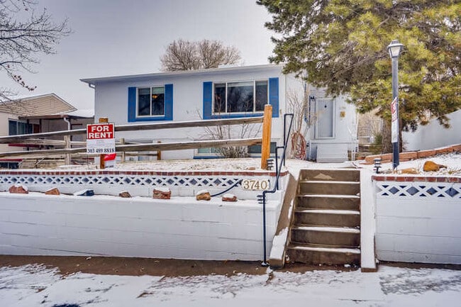 Building Photo - 3740 S Delaware St