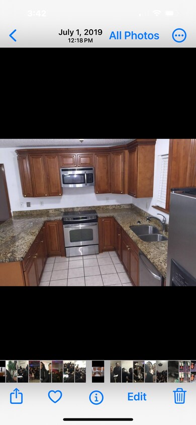 Foto principal - 7661 Jonlee Dr