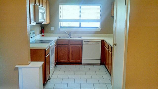 Building Photo - 3516 Glenview Dr