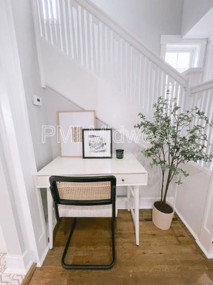 Building Photo - 1529 S East St