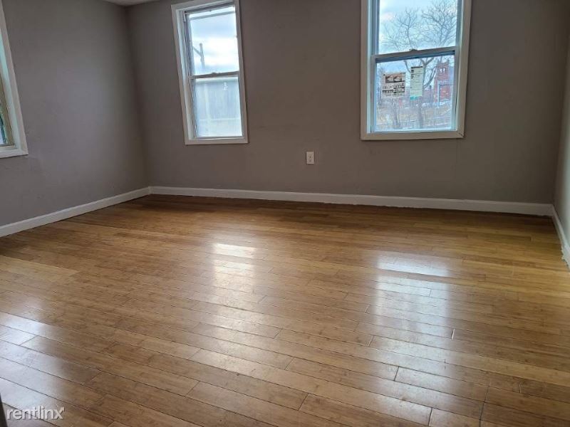 Primary Photo - 2 br, 1 bath Apartment - Liberty St 2 Unit 2