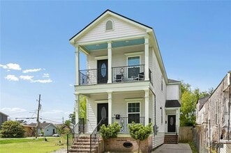 Building Photo - 3212 Jackson Ave