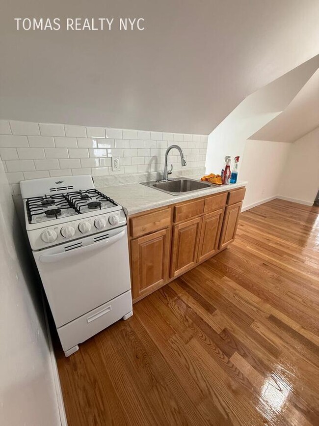 Foto del edificio - 436 Park Hill Ave