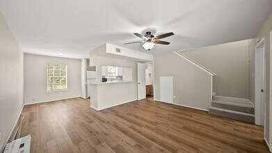 Building Photo - 2533 S Washington Ave