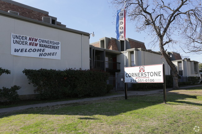 Foto del edificio - Cornerstone Apartments