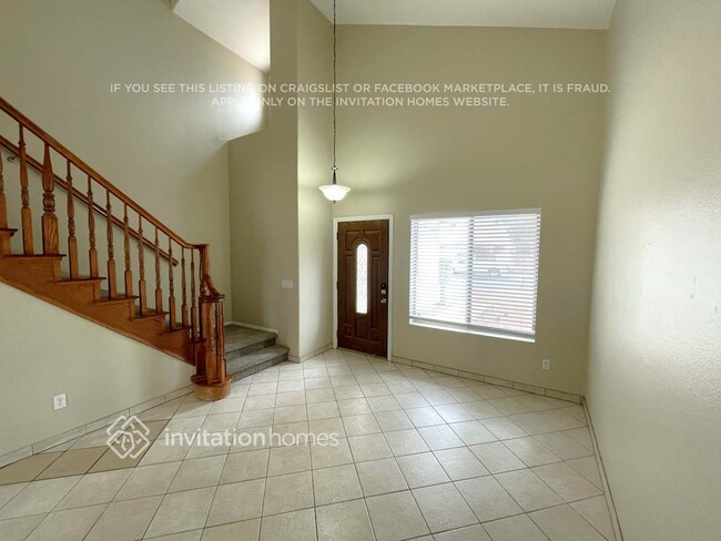 Building Photo - 3732 N 106th Ln