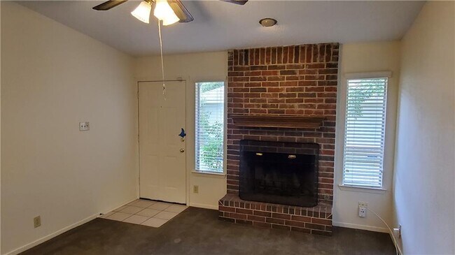 Building Photo - 6805 Shier Cove