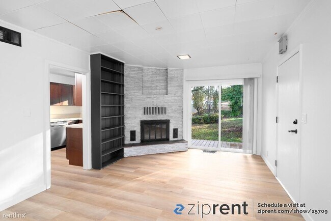 Foto del edificio - 5 br, 2 bath House - 17590 SW Blanton St, ...