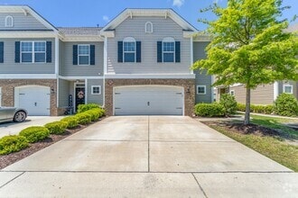 Building Photo - 512 Abelia Way