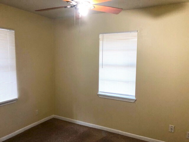 Foto del edificio - 10830 Fairland Dr